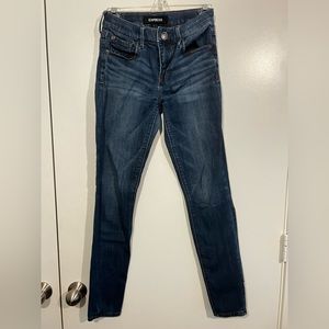 Women’s Express mid rise stretch skinny jeans